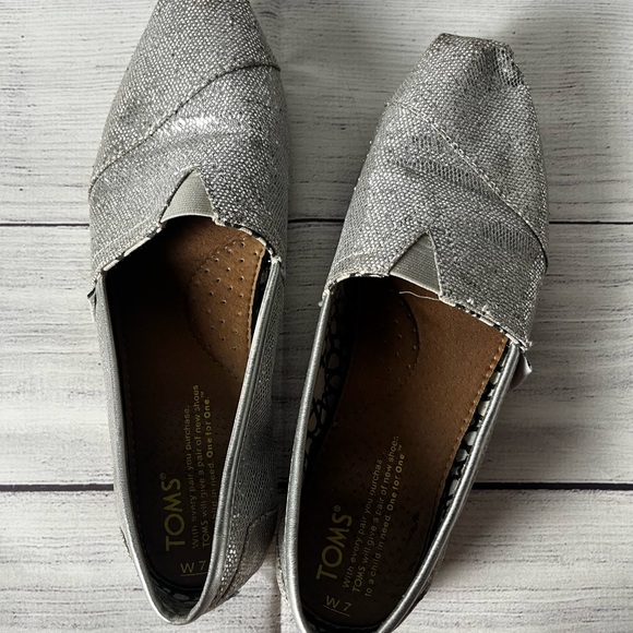Women’s silver glitter Toms - Picture 4 of 7